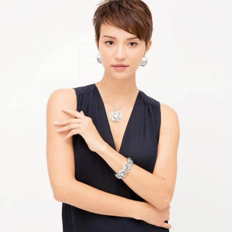 London Groove Necklace - Image 4