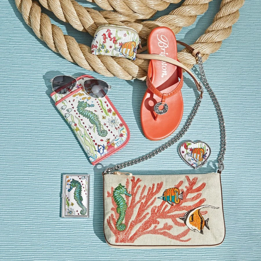 Paradise Cove Heart Compact Mirror - Image 3