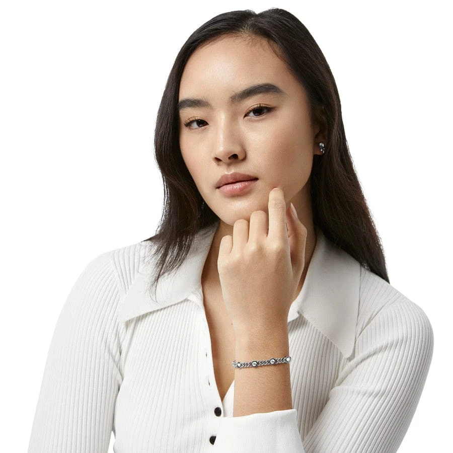 Pretty Tough Chain Bracelet - Image 3